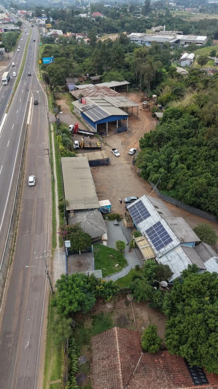 Antes — Terreno e Rodovia